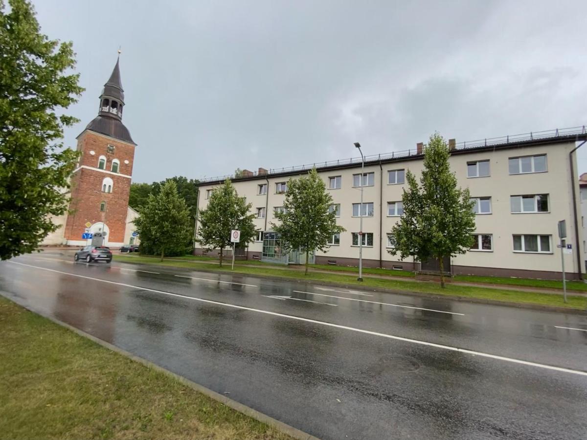 Rigas Ielas Apartamenti 1 Apartment Valmiera Exterior photo